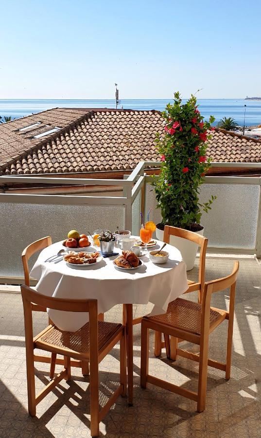 Hotel Sorriso Numana Luaran gambar