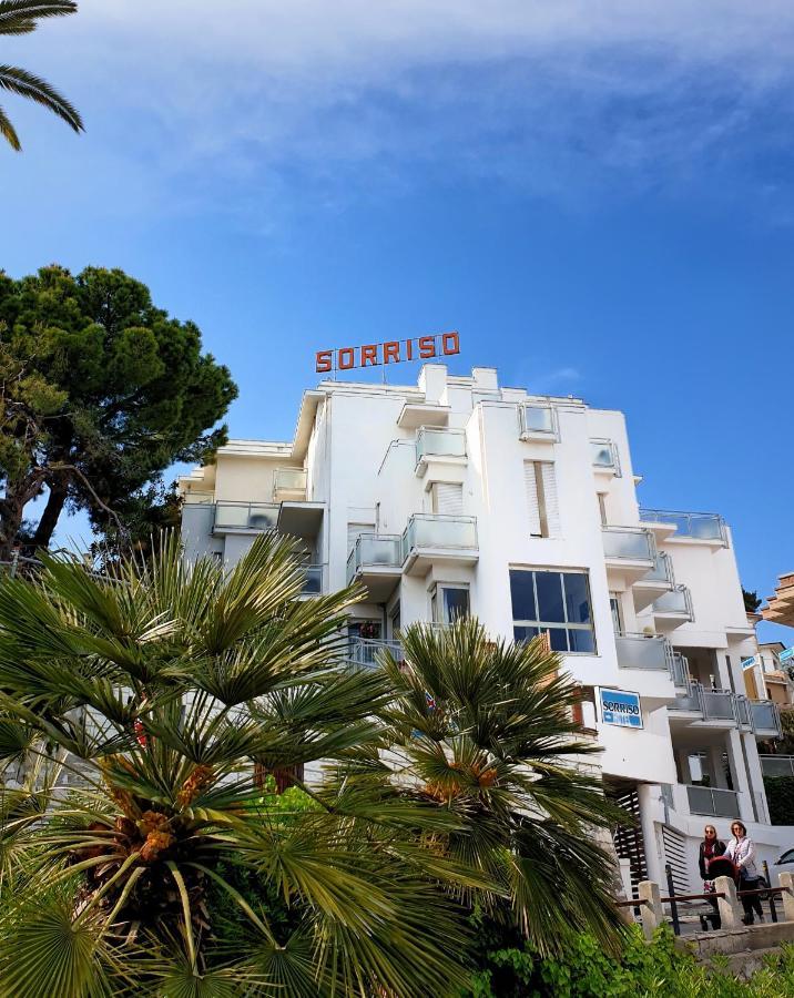 Hotel Sorriso Numana Luaran gambar