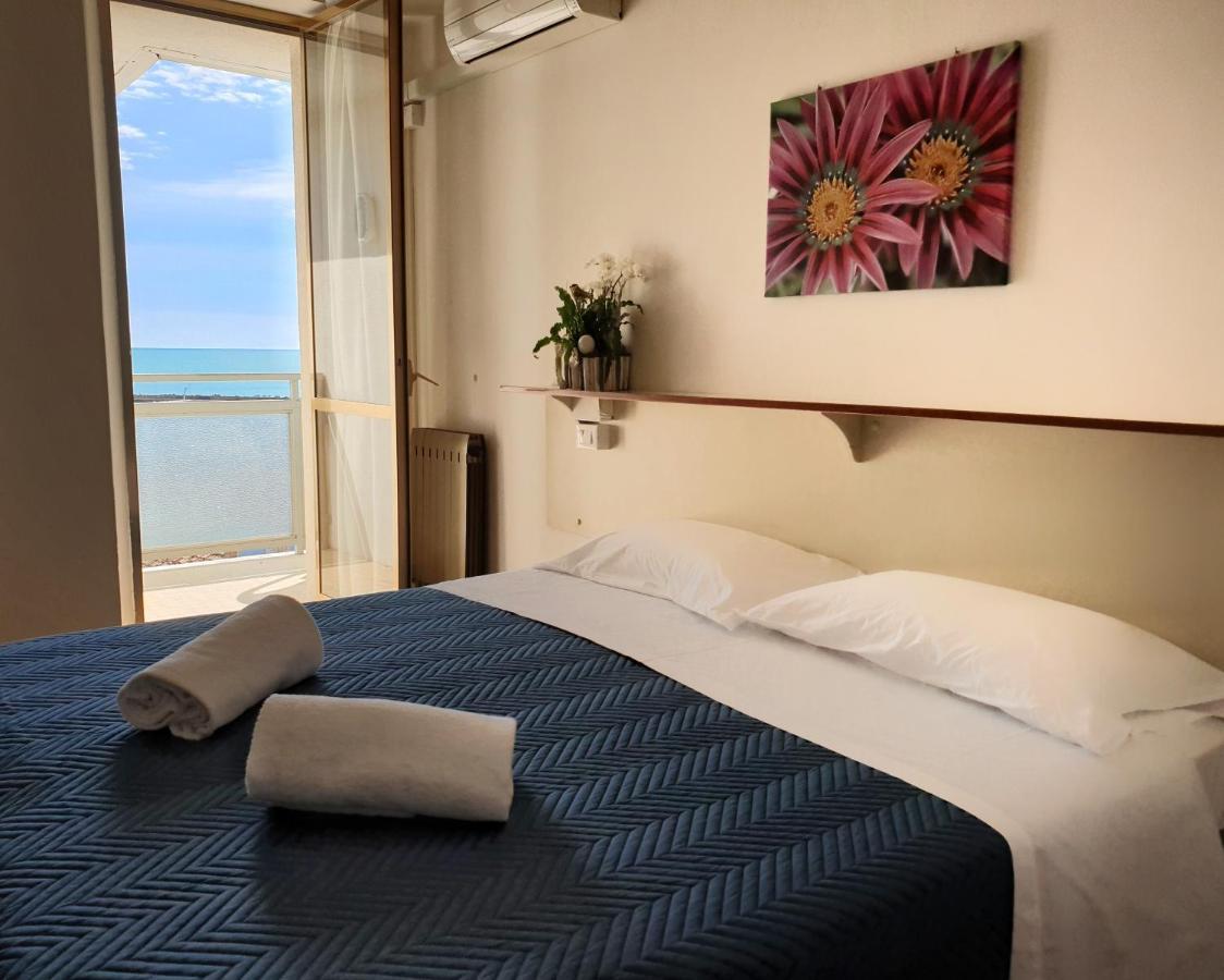 Hotel Sorriso Numana Luaran gambar